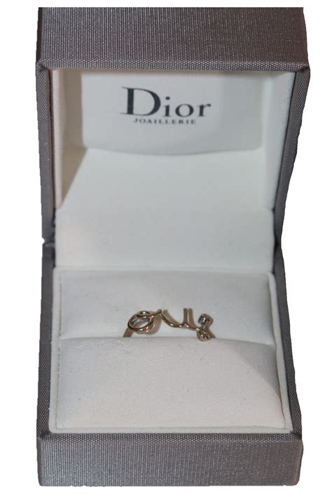 oui dior bague|dioramour Dior.